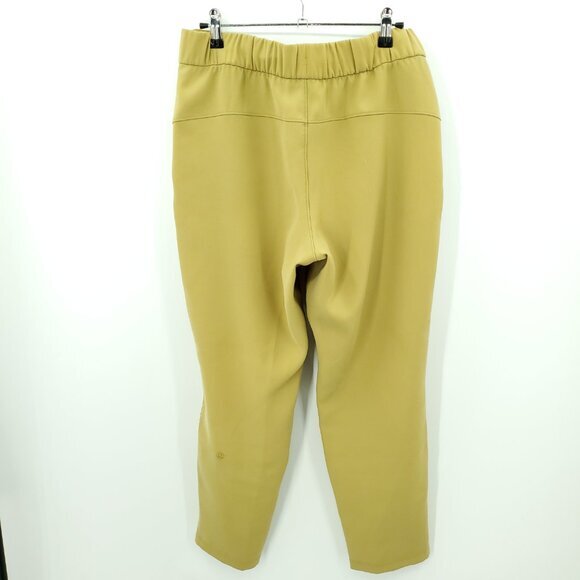 Lululemon On The Fly Pant *Woven 28" Inseam Sz 8 Vintage Gold - Picture 5 of 16